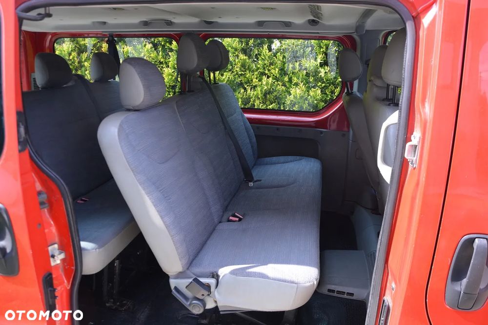 Renault Trafic - 12