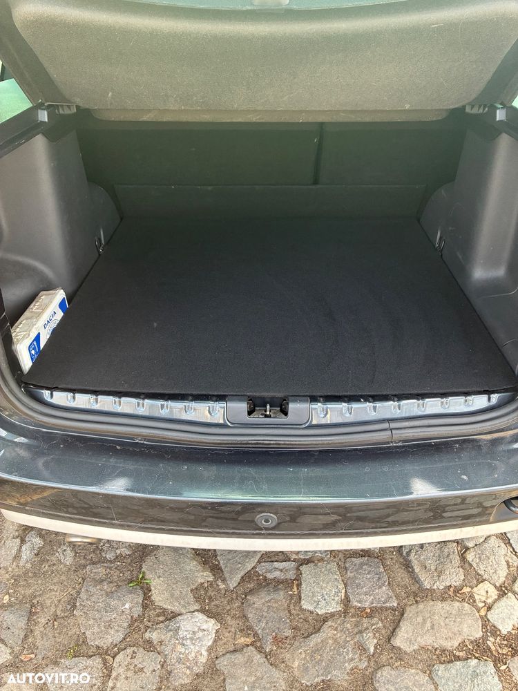 Dacia Duster 1.5 dCi 4x4 Prestige - 4