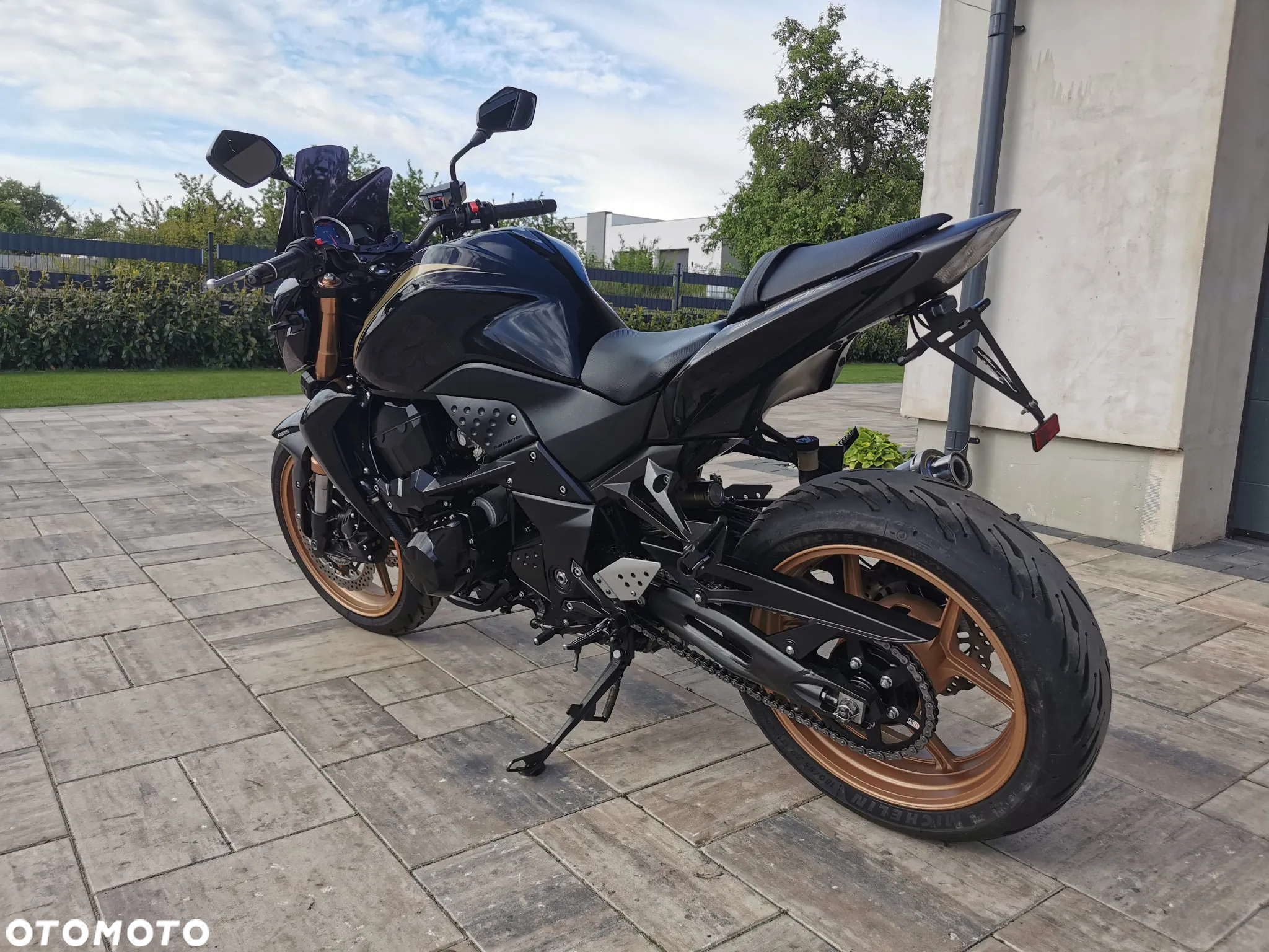 Kawasaki Z - 6