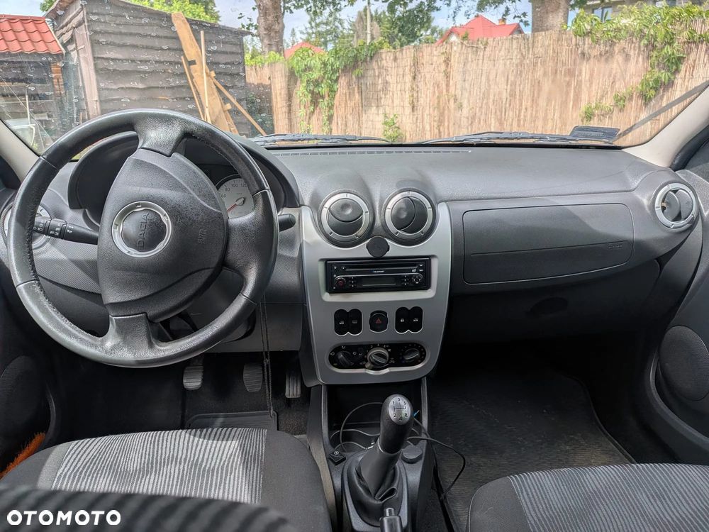 Dacia Logan 1.6 Laureate - 10