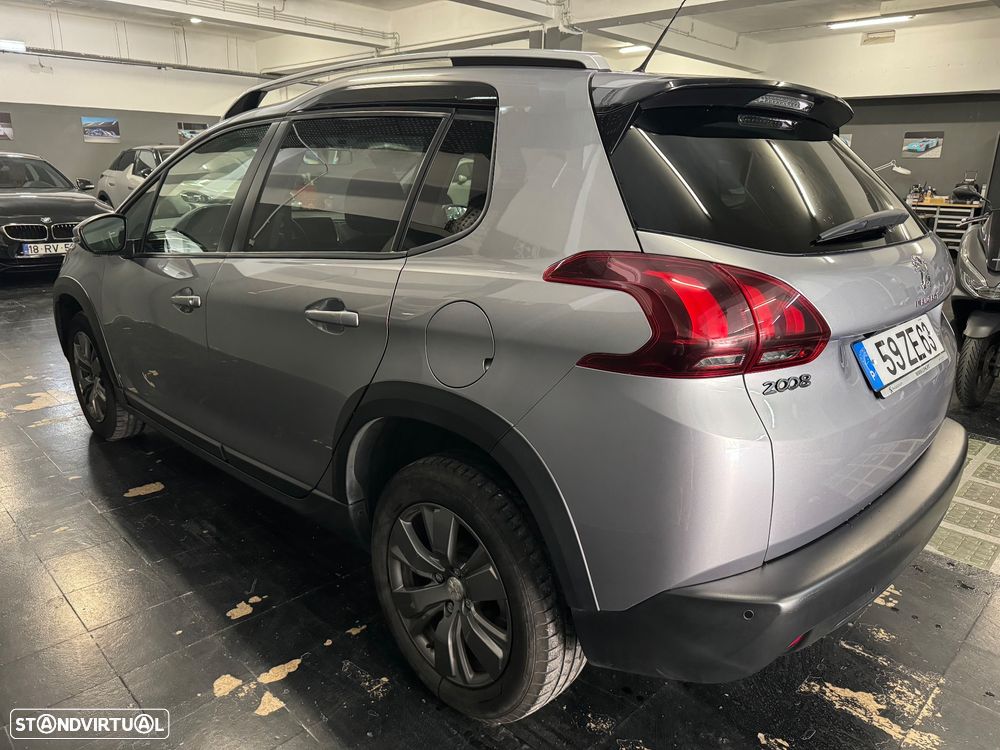 Peugeot 2008 1.5 BlueHDi Signature - 7