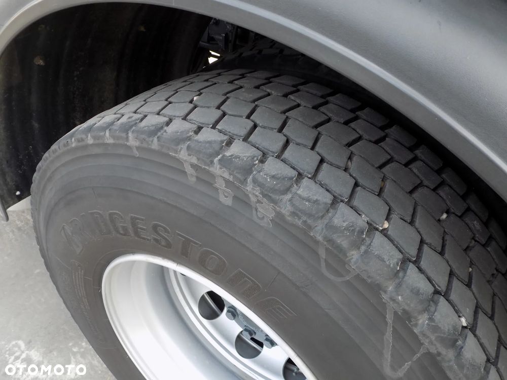 Mercedes-Benz 3240 AROCS/LIEBHERR/ - 32