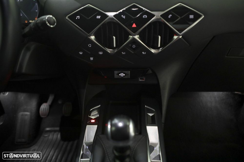 DS DS3 Crossback 1.2 PureTech Bastille - 25