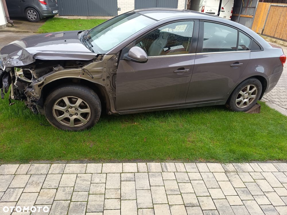 Chevrolet Cruze - 2