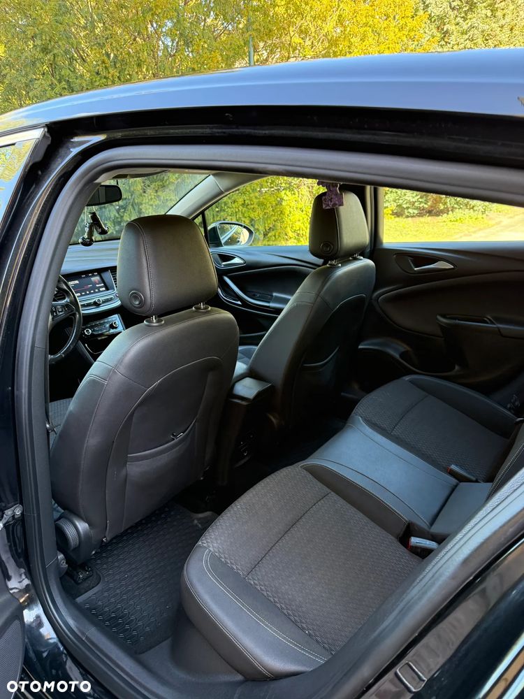 Opel Astra 1.6 CDTI Elite S&S - 10