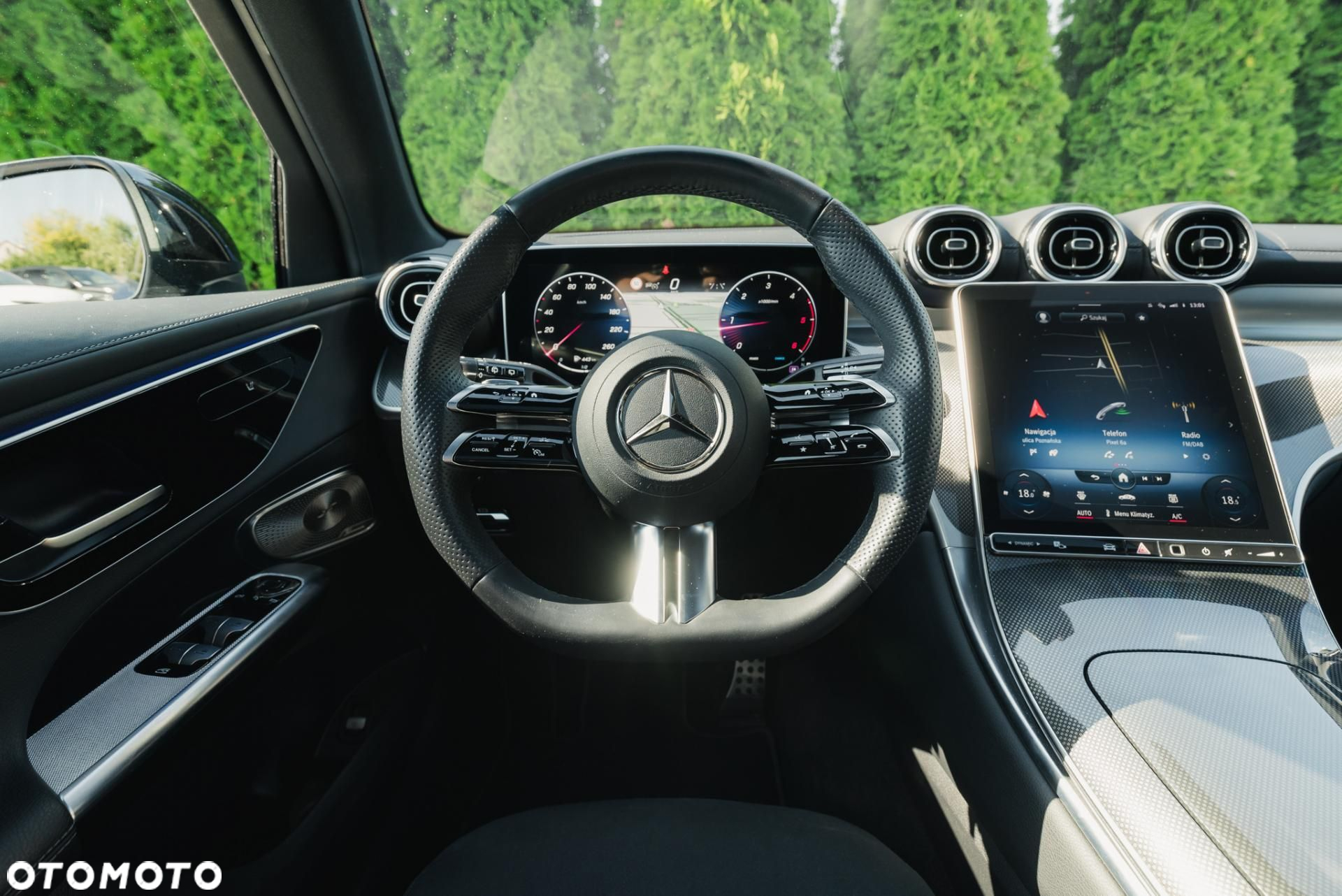 Mercedes-Benz GLC - 11