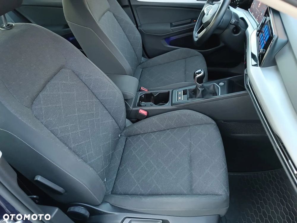 Volkswagen Golf VIII 1.5 TSI EVO Life - 26