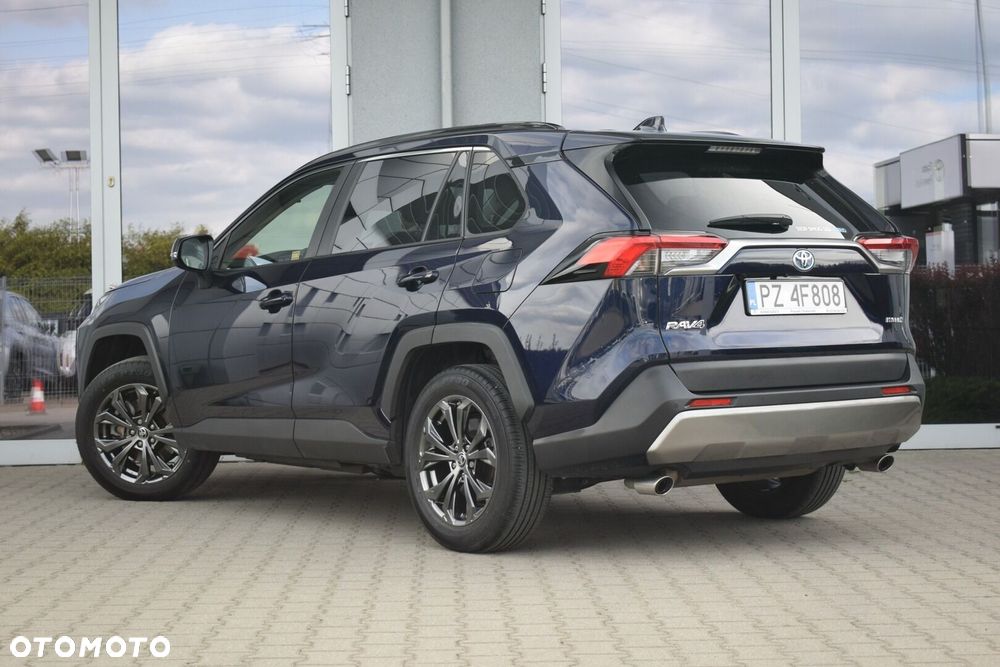 Toyota RAV4 - 10