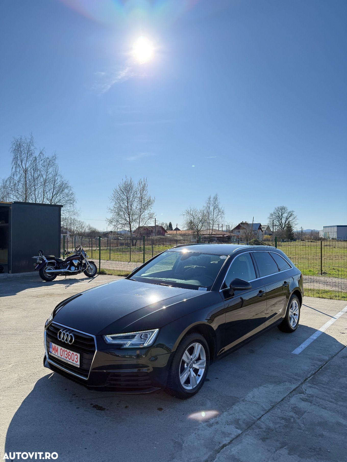 Audi A4 - 1