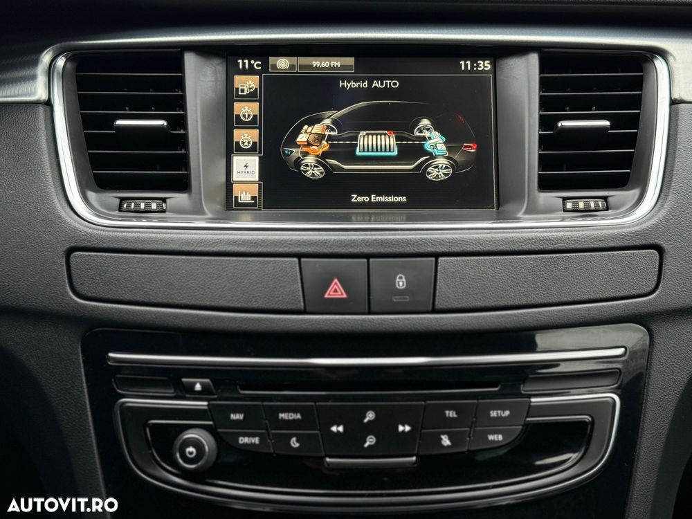 Peugeot 508 RXH Hybrid4 - 10