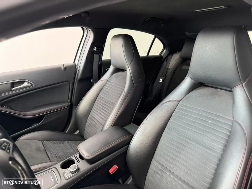 Mercedes-Benz A 220 d AMG Line Aut. - 24