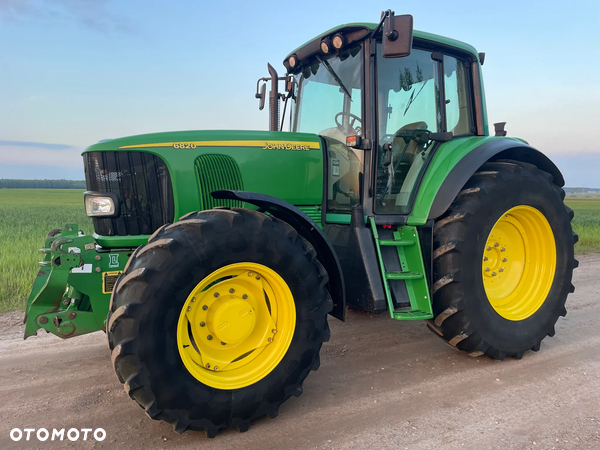 John Deere 6820