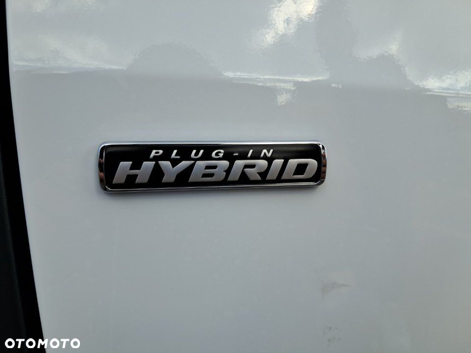 Ford Tourneo Custom - 24