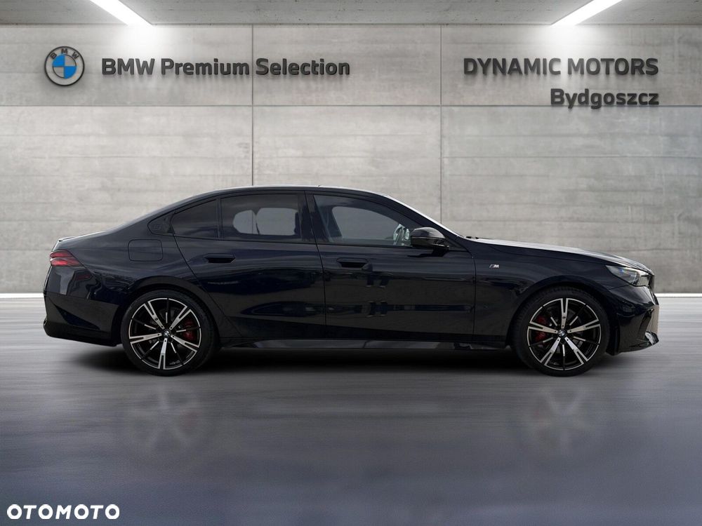 BMW Seria 5 520d xDrive mHEV M Sport - 8