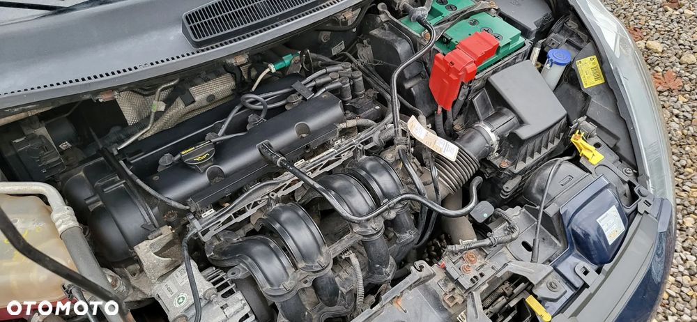 Ford Fiesta 1.25 Ambiente - 32