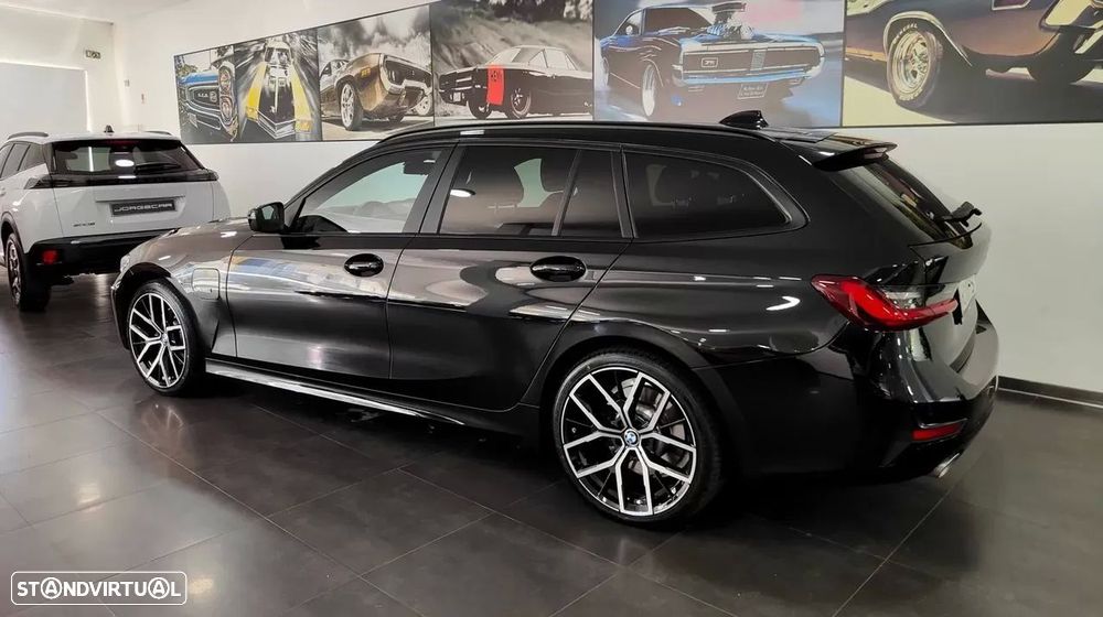 BMW 320 e Line Sport Auto — fotografia 11