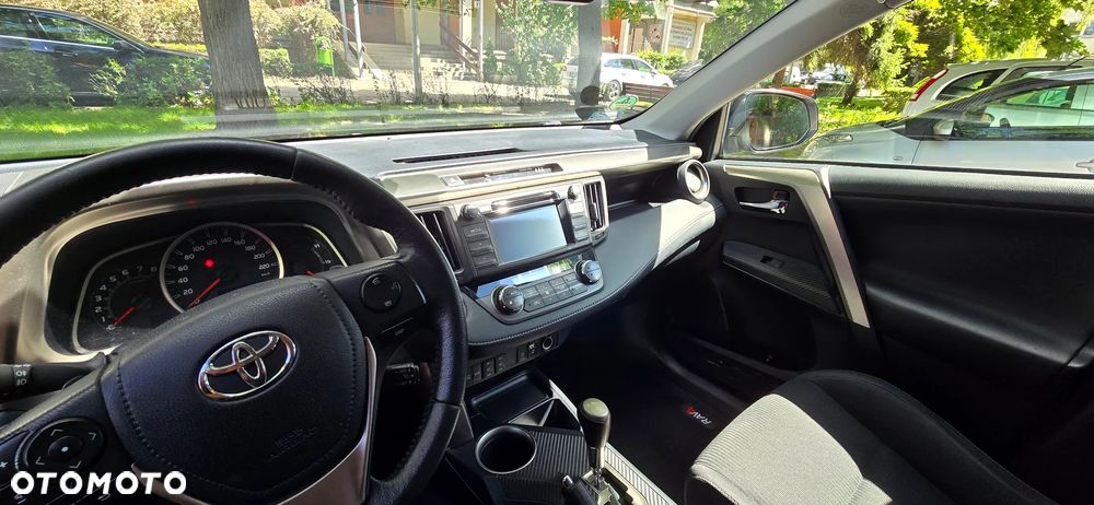 Toyota RAV4 2.0 Premium 4x4 MS - 8
