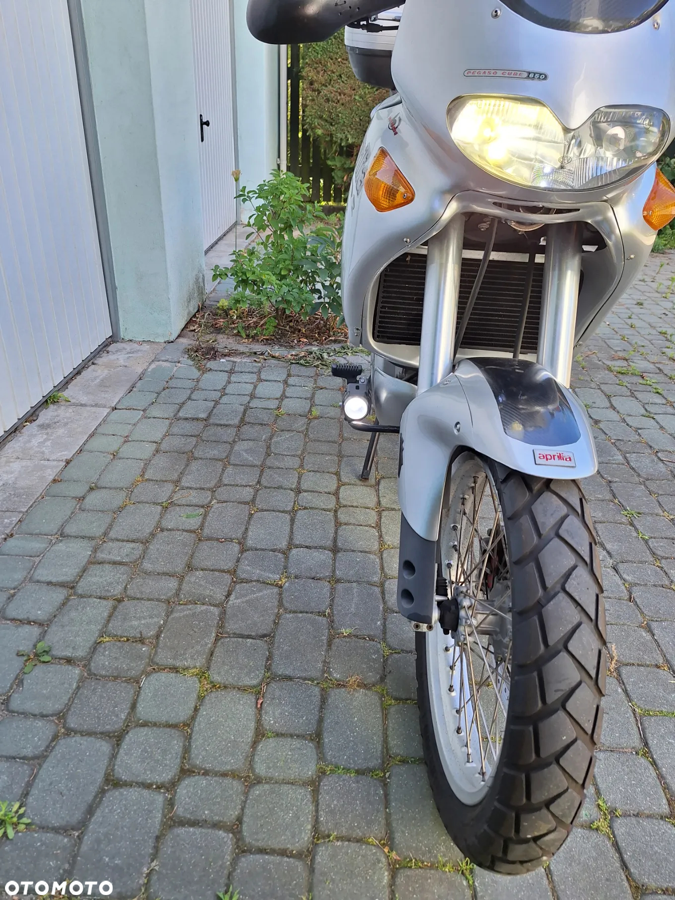 Aprilia Pegaso - 9