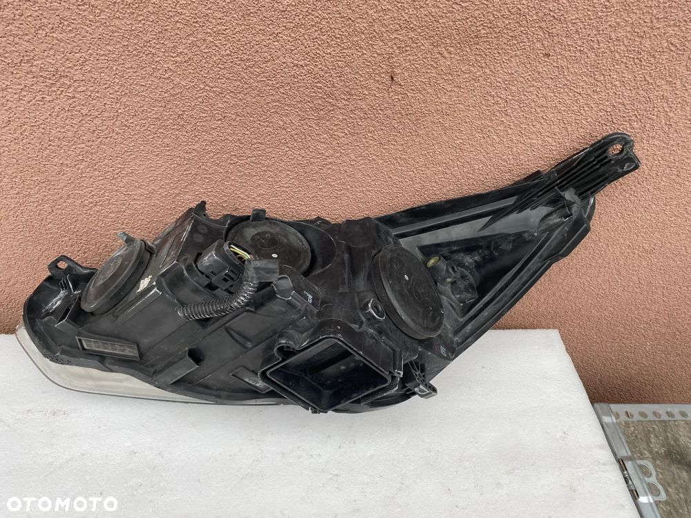 lampa focus III lift z ledem eu prawa cała - 5