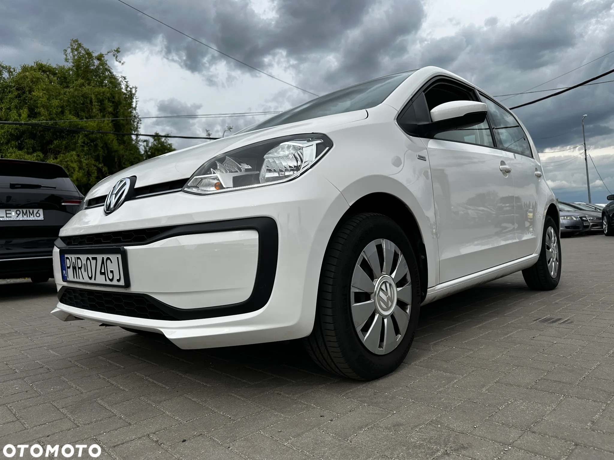 Volkswagen up! - 28