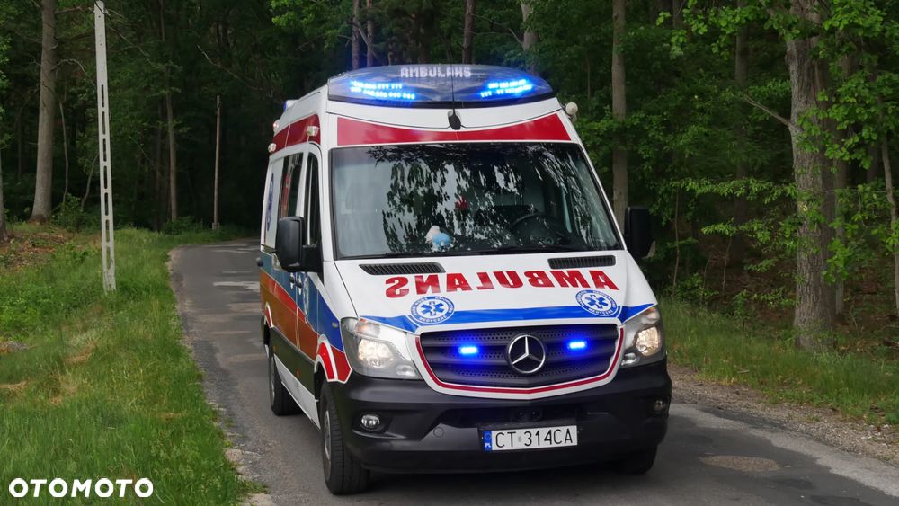 Mercedes-Benz Sprinter Ambulans - 1