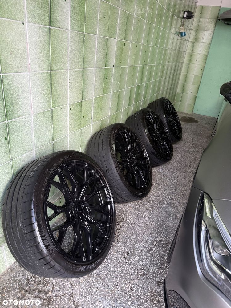 Mercedes-Benz CLA - 27