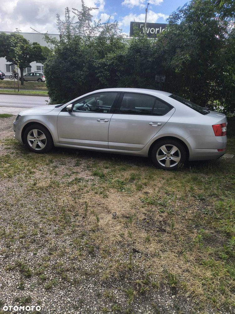 Skoda Octavia - 3