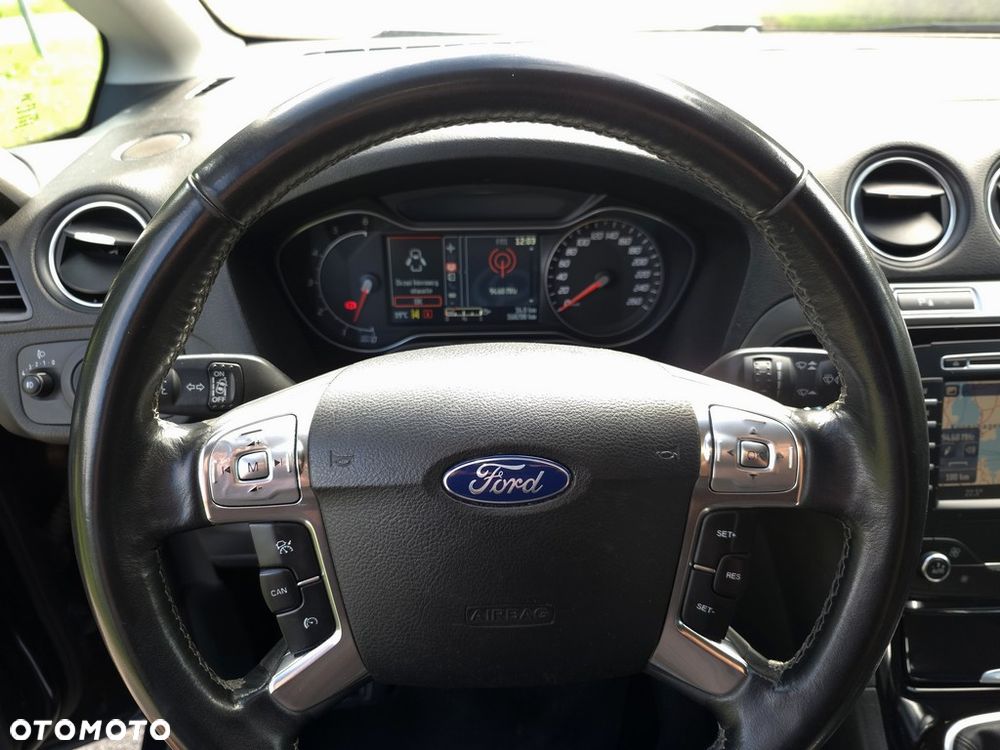 Ford S-Max - 19