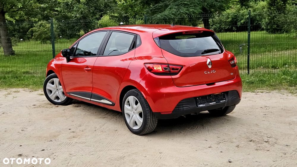 Renault Clio TCe 90 Limited - 13