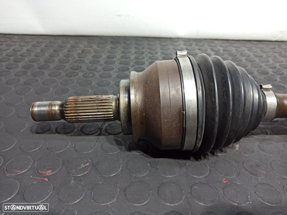 TRANSMISSÃO FRENTE ESQUERDA MITSUBISHI OUTLANDER (GF0) MOTION 2WD - 8