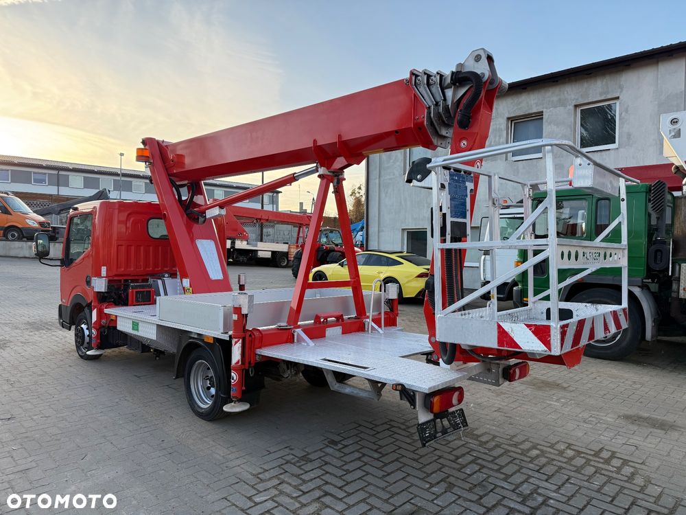 Nissan Podnośnik Koszowy Zwyżka Palfinger 210Bk 21 Metrów 16 w bok ! PILOT NA KABLU!! UDT !! Kosz 1000V Izolowany Jak Wumag Ruthmann Gsr - 4