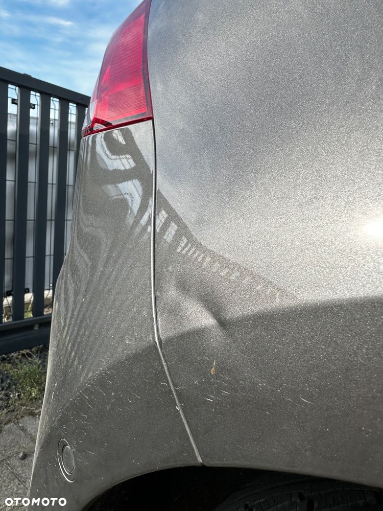Volkswagen Golf - 16