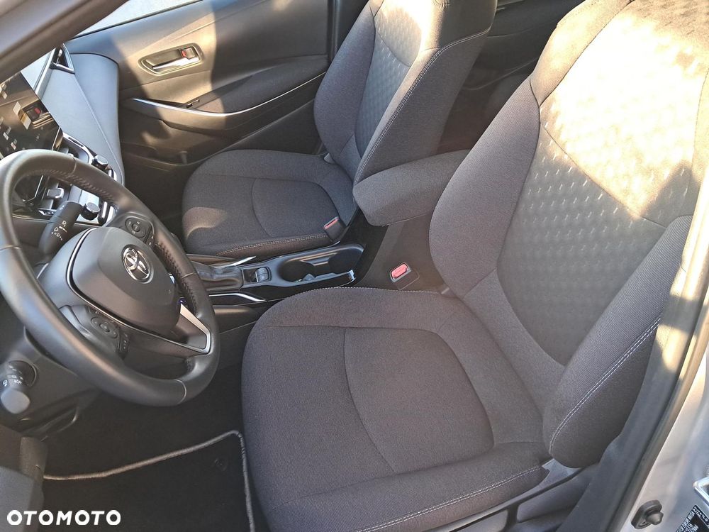 Toyota Corolla 1.8 Hybrid Comfort - 13