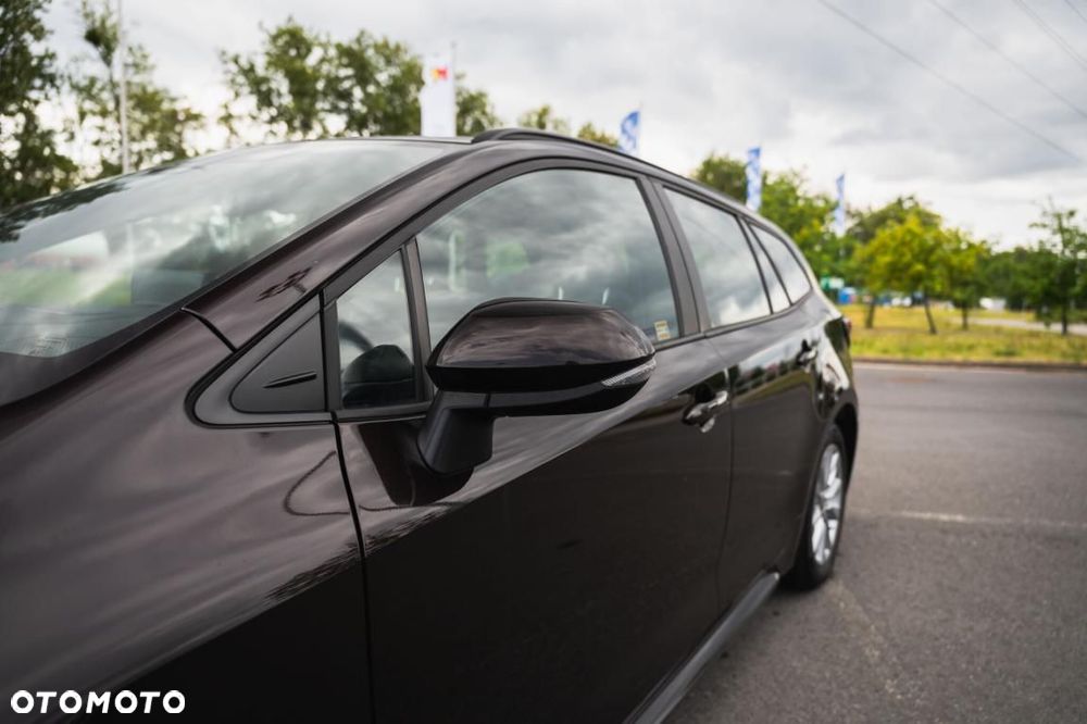Toyota Corolla - 10