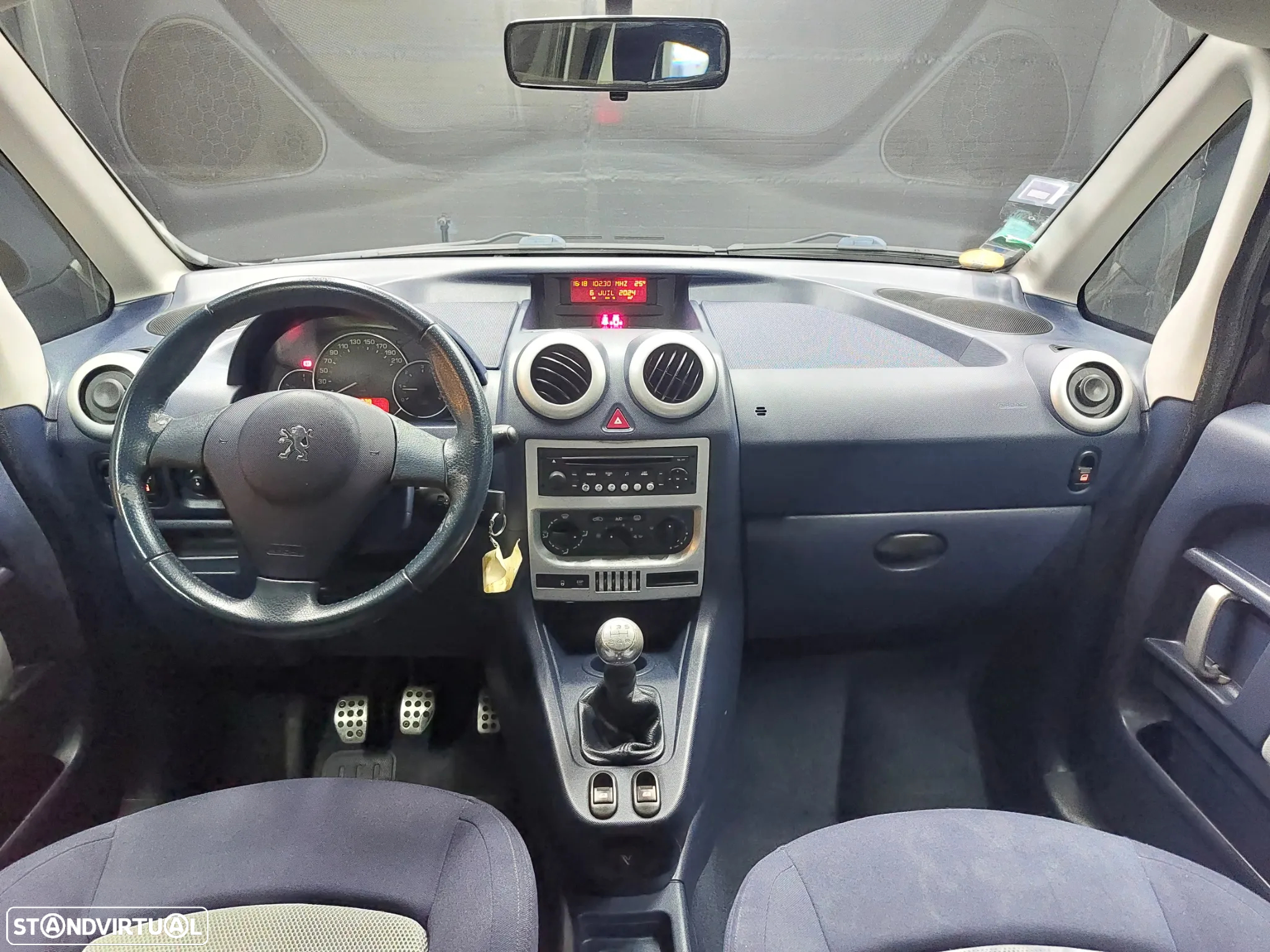 Peugeot 1007 HDi FAP 110 Premium - 6