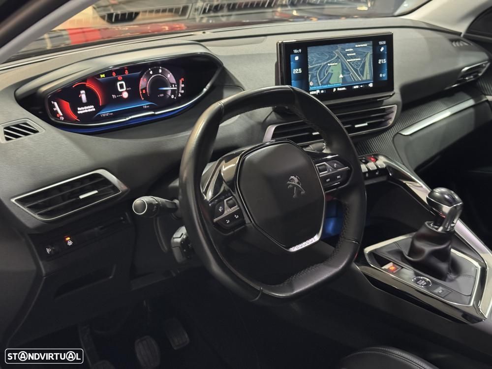 Peugeot 5008 1.5 BlueHDi Allure Pack - 28