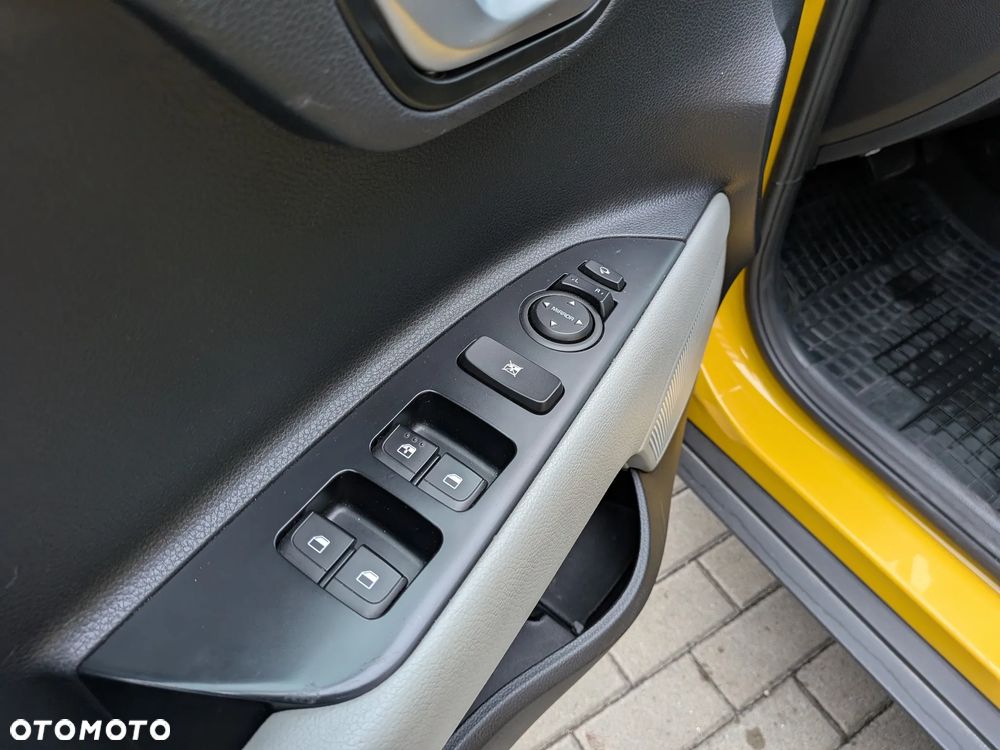 Kia Stonic 1.0 T-GDI MHEV L Business Line DCT - 8