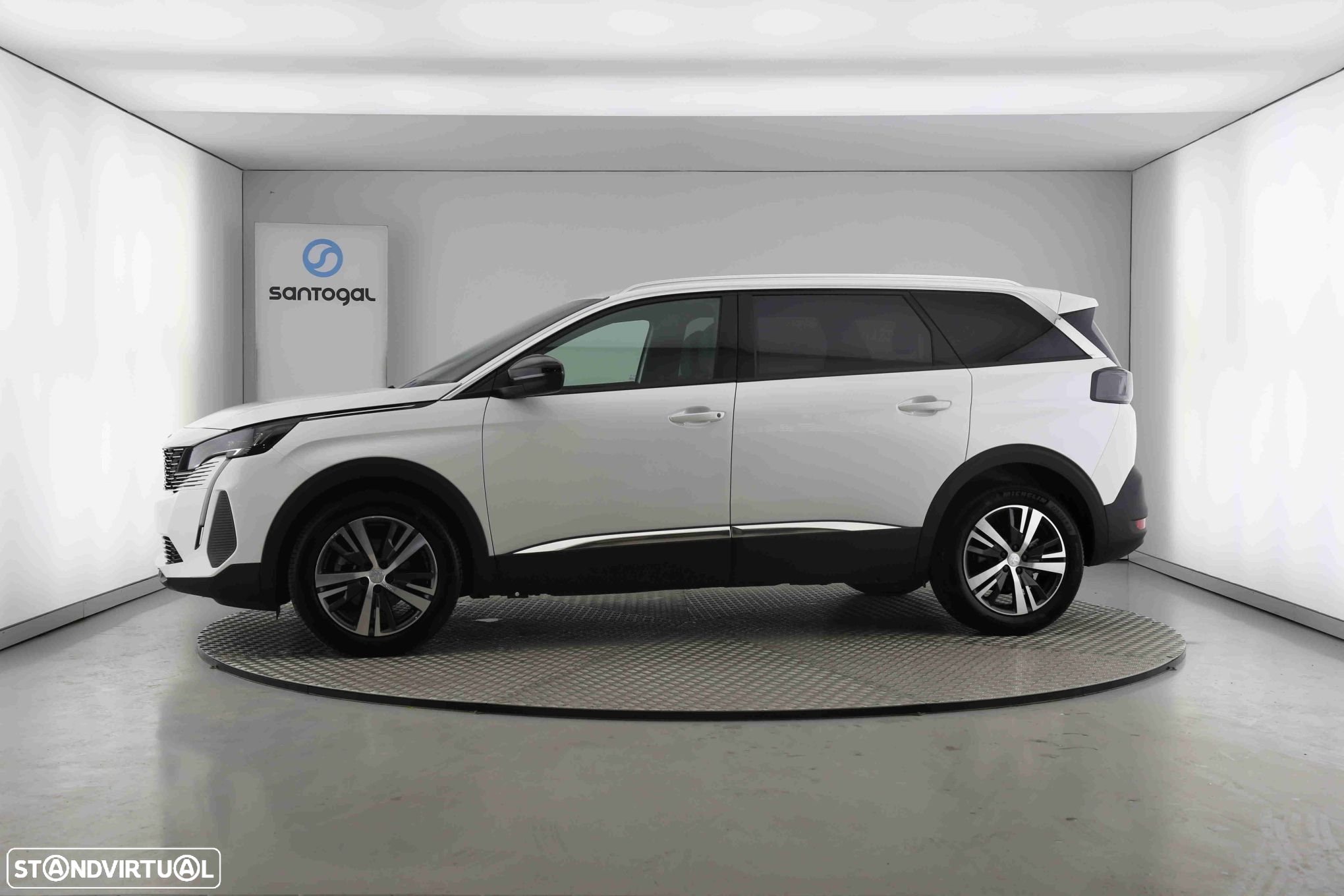 Peugeot 5008 1.5 BlueHDi Allure Pack EAT8 - 4