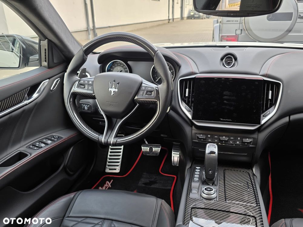 Maserati Ghibli - 24