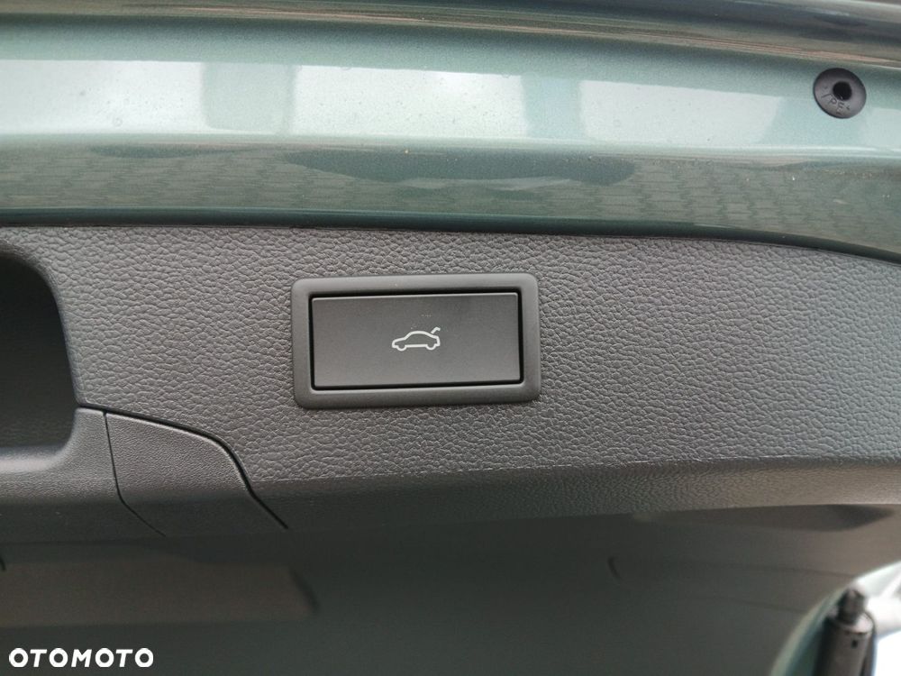 Volkswagen Passat - 15