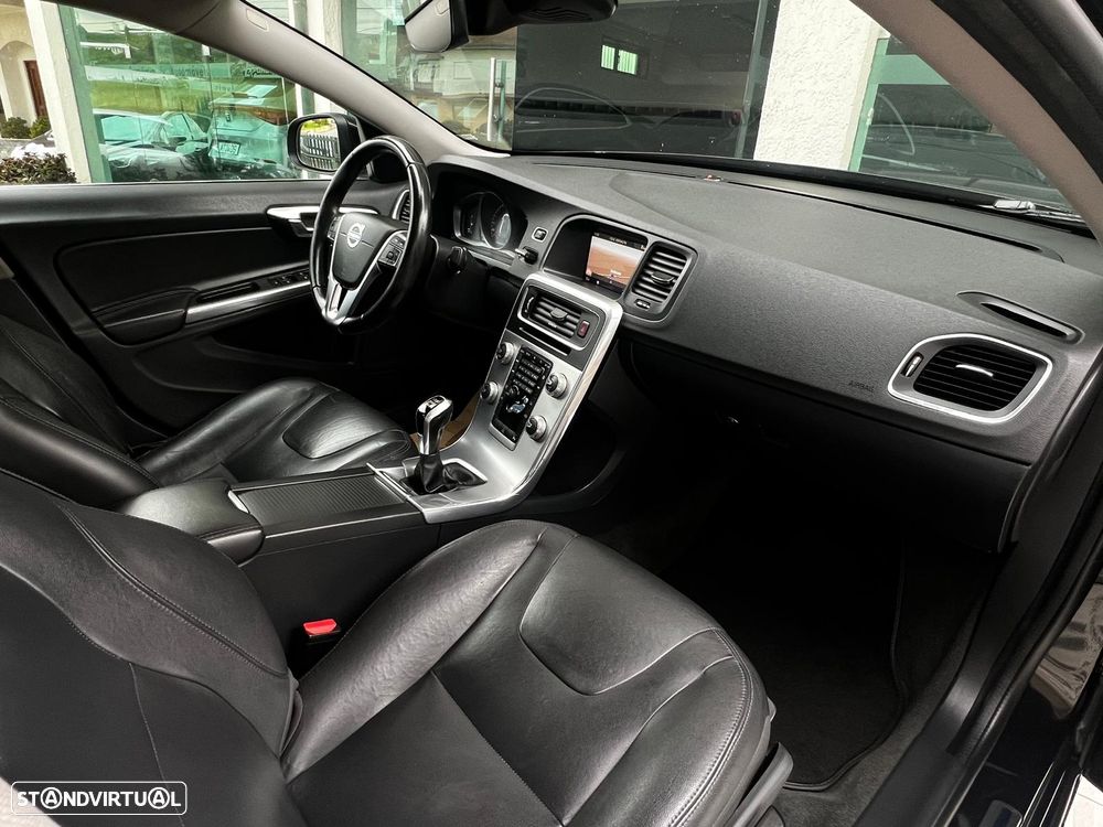 Volvo S60 2.0 D3 Summum - 18