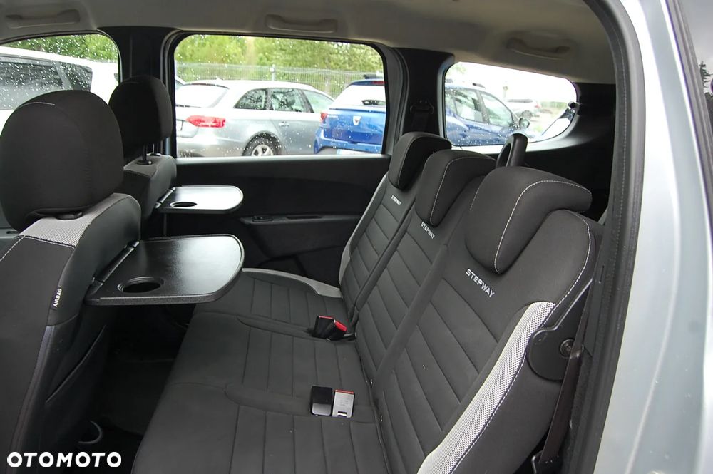Dacia Lodgy - 23