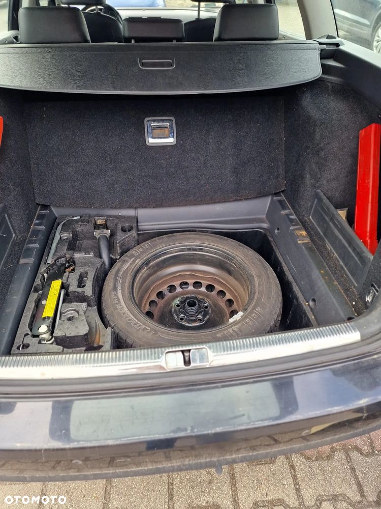 Volkswagen Passat 2.0 TDI DPF Highline - 6