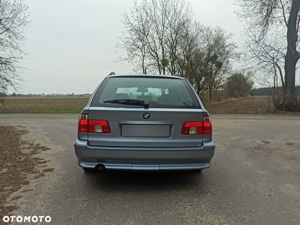 BMW Seria 5 - 12