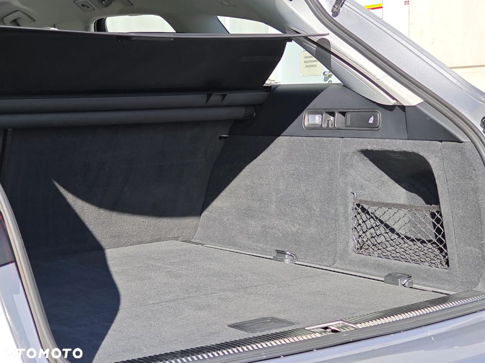 Audi A6 Avant 2.0 TDI ultra S tronic - 10