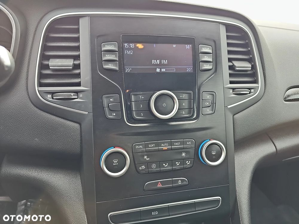 Renault Megane 1.6 SCe Zen - 15
