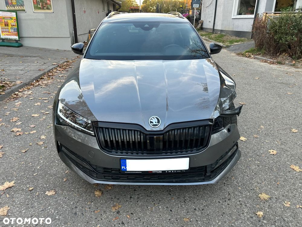 Skoda Superb 2.0 TDI SCR 4x4 Sportline DSG - 5
