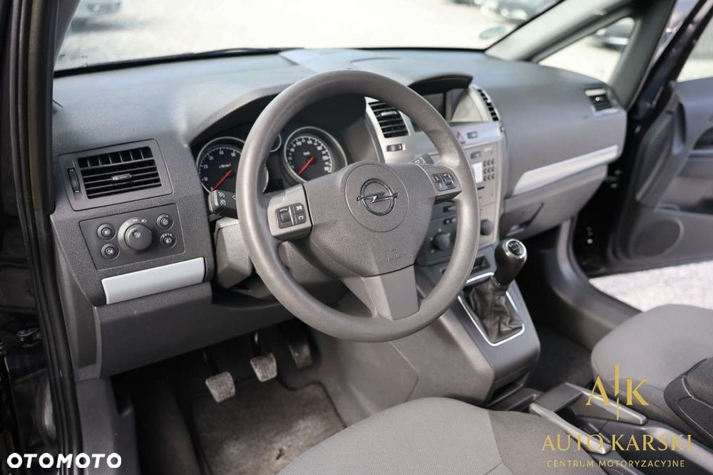 Opel Zafira - 20