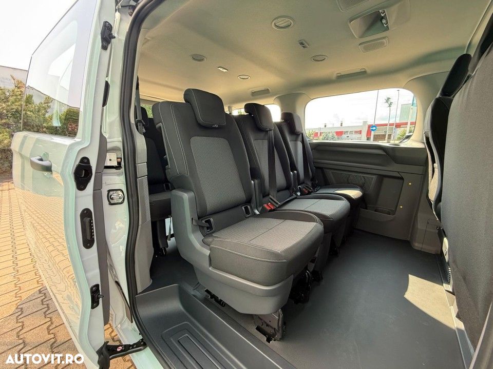 Volkswagen Caravelle - 20