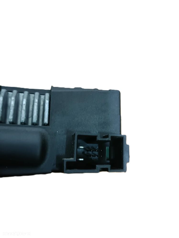 AUDI Q7 4L 05-15 r. siłownik klapy bagażnika LEWY 4L0910945 + - 6